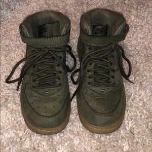 Nike mid Air Force 1